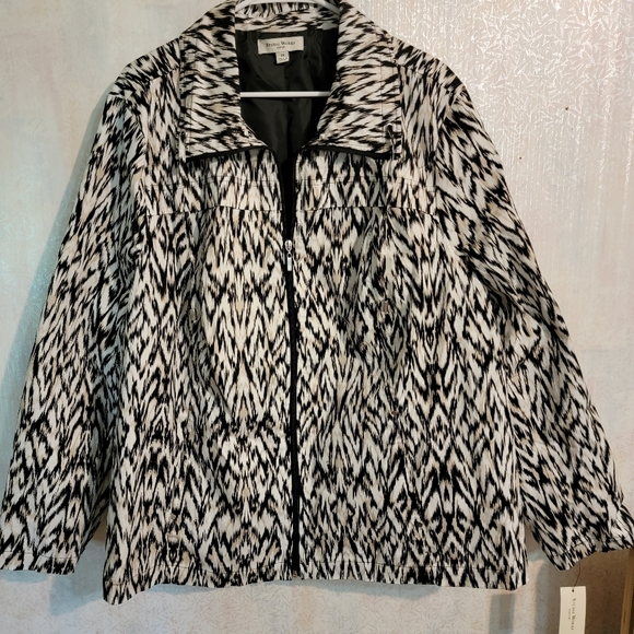 Studio Works Jackets & Blazers - NWT Studio Works Lightweight Jacket,  Black and White Print, Cotton Blend, Sz 3x